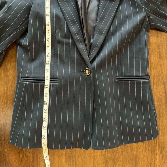 Vintage 90’s Career Suit Jacket Blazer Navy Blue Pinstripe  Fitted size 10 - Picture 11 of 14